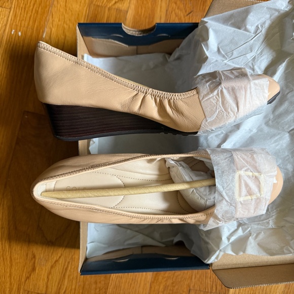 NWT!! Cole Haan Emory 40mm Bow Wedge size 7B - Picture 5 of 8